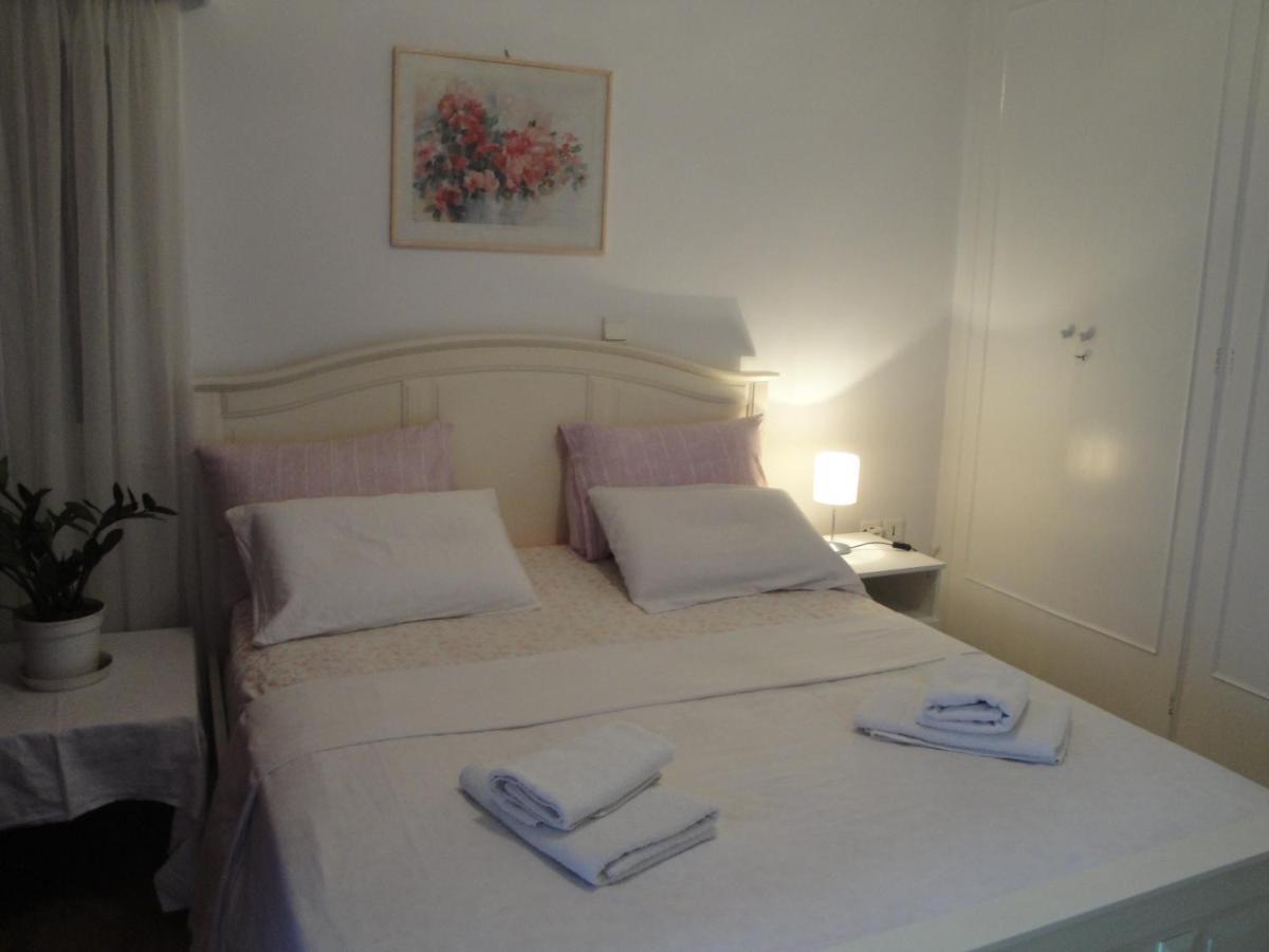 Flor De Mayo,Apt In Alimos Near The Sea أثينا المظهر الخارجي الصورة